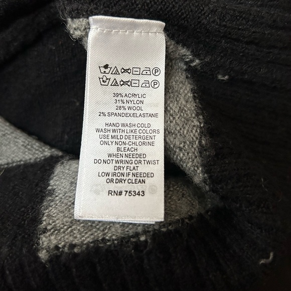 Art of rhetoric women’s wool blend sweater size M - Picture 4 of 4